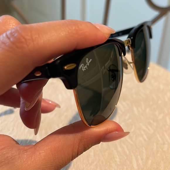 Ray-Ban RB3016 Clubmaster - Picture 3 of 6